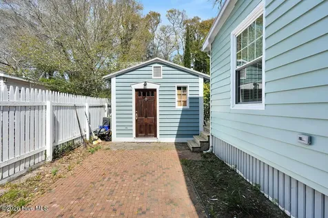 301 E West Street Southport NC 28461