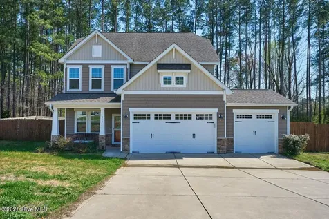 215 Farmhouse Lane Carthage NC 28327