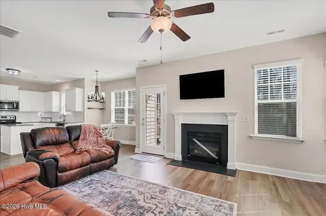 215 Farmhouse Lane Carthage NC 28327