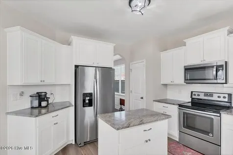 215 Farmhouse Lane Carthage NC 28327