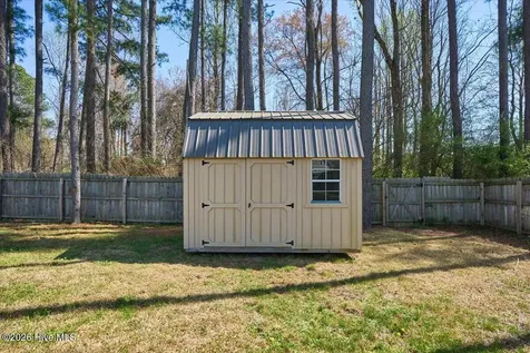 215 Farmhouse Lane Carthage NC 28327