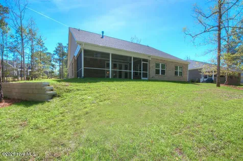 1175 Natal Drive SE Bolivia NC 28422