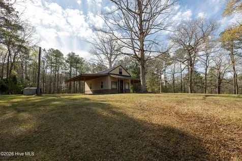 334 Creekwood Lane Blounts Creek NC 27814