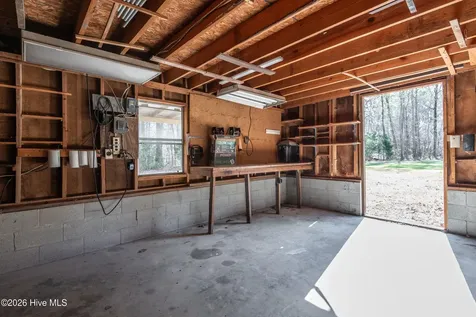 334 Creekwood Lane Blounts Creek NC 27814