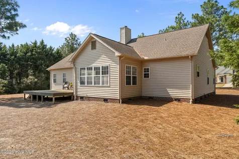 8 Hialeah Place Pinehurst NC 28374
