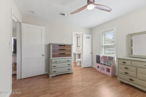 5217 Highway 101 Newport NC 28570