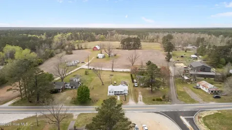 5217 Highway 101 Newport NC 28570