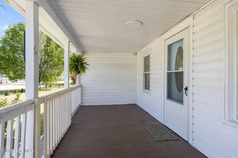 5217 Highway 101 Newport NC 28570