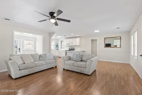 5217 Highway 101 Newport NC 28570