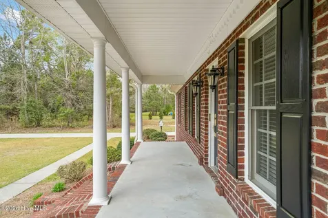 213 Country Club Drive Wallace NC 28466