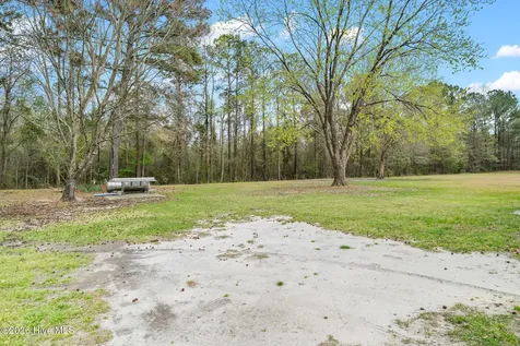 213 Country Club Drive Wallace NC 28466