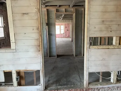 15133 Sam Potts Highway Bolton NC 28423