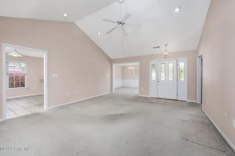 4099 Heather Lakes Drive Little River SC 29566