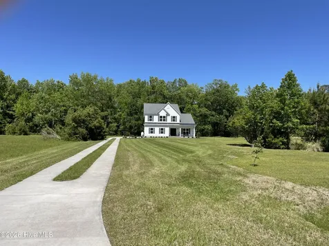 263 Baird Point Road Grantsboro NC 28529