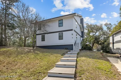 125 Loblolly Drive Pine Knoll Shores NC 28512