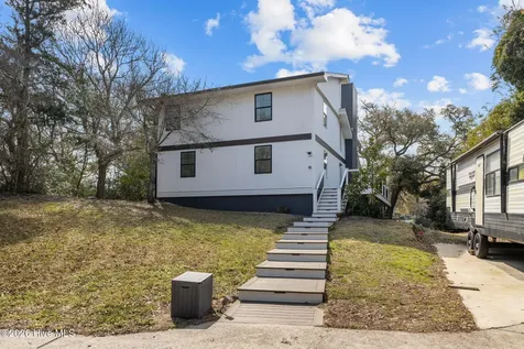 125 Loblolly Drive Pine Knoll Shores NC 28512