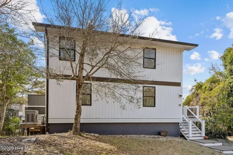 125 Loblolly Drive Pine Knoll Shores NC 28512