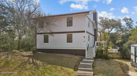 125 Loblolly Drive Pine Knoll Shores NC 28512