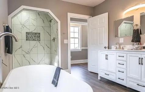 817 Aberdeen Road Laurinburg NC 28352