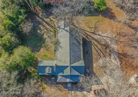 817 Aberdeen Road Laurinburg NC 28352