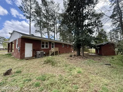 1004 Hyland Avenue Williamston NC 27892