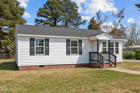 812 Grimes Road Washington NC 27889