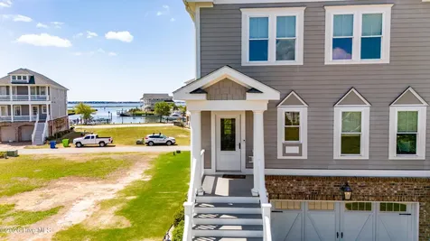 526 Cannonsgate Drive Newport NC 28570