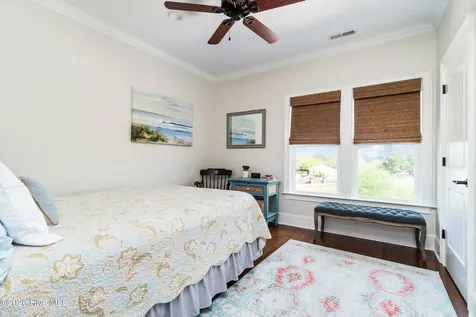 526 Cannonsgate Drive Newport NC 28570