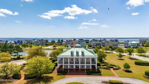 526 Cannonsgate Drive Newport NC 28570