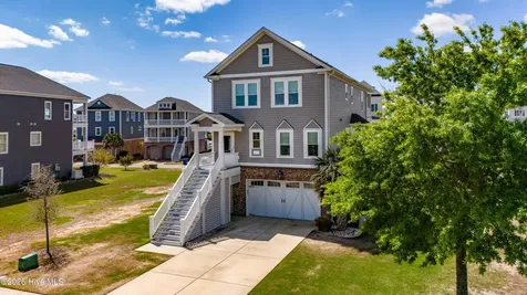 526 Cannonsgate Drive Newport NC 28570