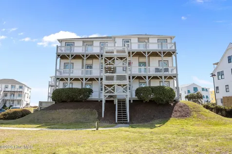 2903 Pointe West Drive Emerald Isle NC 28594