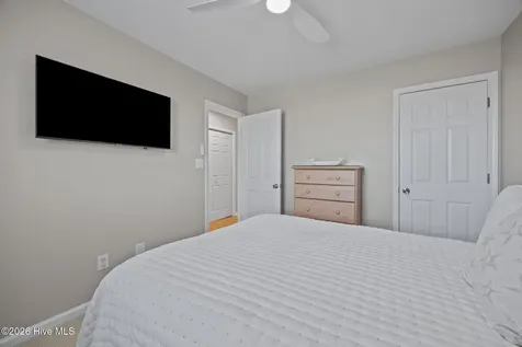 2903 Pointe West Drive Emerald Isle NC 28594