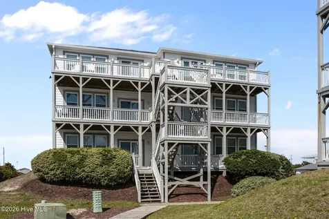 2903 Pointe West Drive Emerald Isle NC 28594
