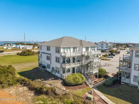 2903 Pointe West Drive Emerald Isle NC 28594