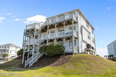 2903 Pointe West Drive Emerald Isle NC 28594