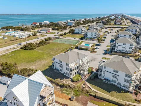 2903 Pointe West Drive Emerald Isle NC 28594