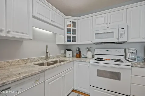 2903 Pointe West Drive Emerald Isle NC 28594