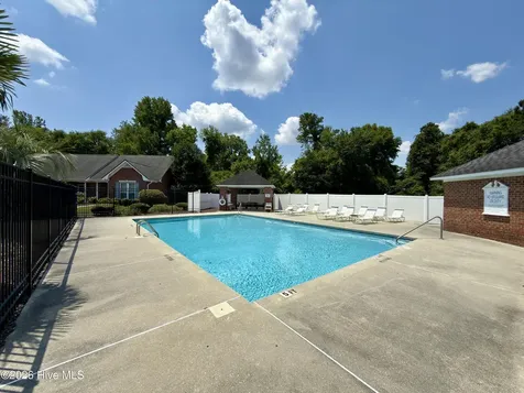 1600 Sturdivant Drive Wilmington NC 28403