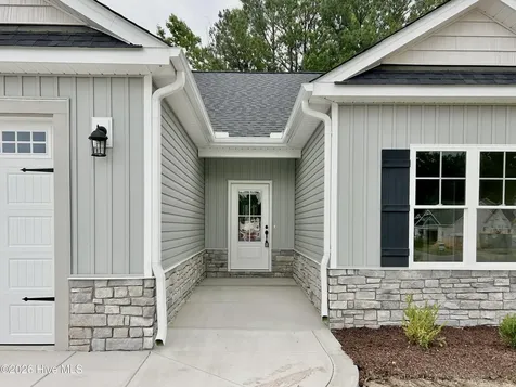 3715 Huntcliff Drive La Grange NC 28551