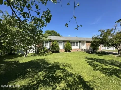 315 Hampton Drive Plymouth NC 27962