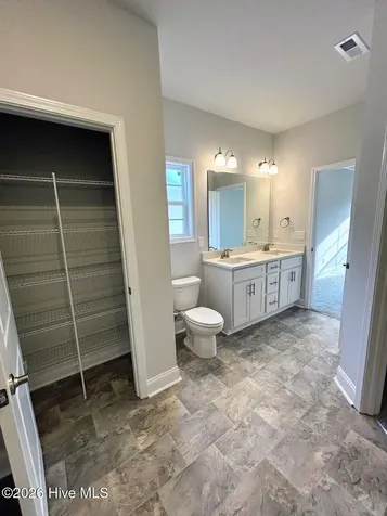 1022 Midnight Bourbon Manor New Bern NC 28562