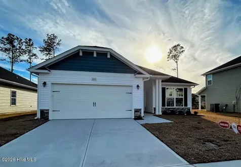 1022 Midnight Bourbon Manor New Bern NC 28562
