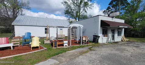 3422 Us 17 Highway S Chocowinity NC 27817
