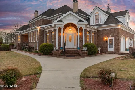 1133 Strawberry Branch Road Kinston NC 28501