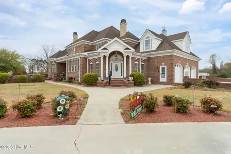 1133 Strawberry Branch Road Kinston NC 28501