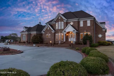 1133 Strawberry Branch Road Kinston NC 28501