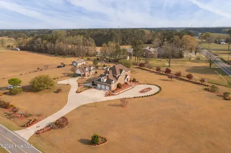 1133 Strawberry Branch Road Kinston NC 28501