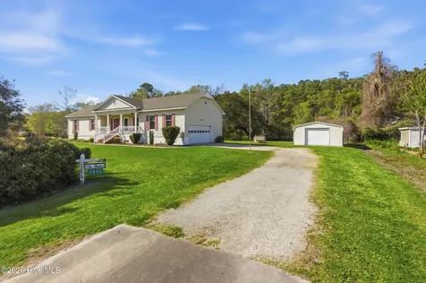 2695 Highway 70 Beaufort Beaufort NC 28516