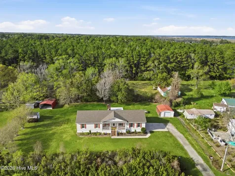2695 Highway 70 Beaufort Beaufort NC 28516