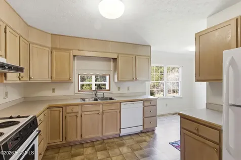 2695 Highway 70 Beaufort Beaufort NC 28516